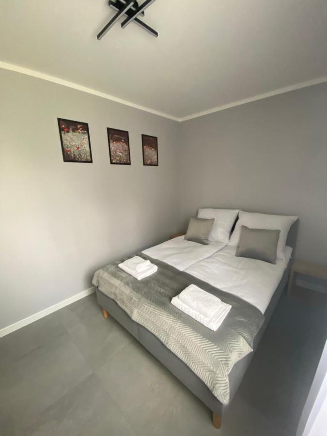 Energylandia Zator Noclegi Apartament Pokoje Do Wynajecia Polanka Wielka Buitenkant foto